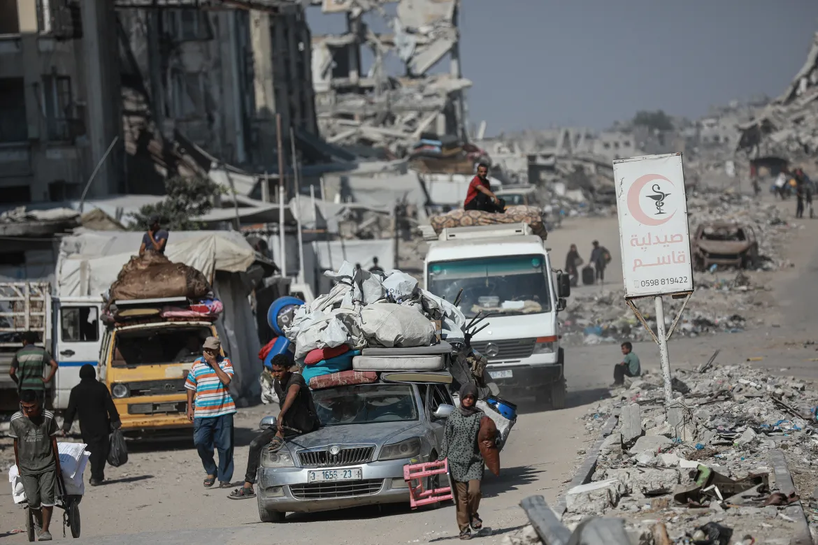 Israeli Forces Violate Gaza Ceasefire with Shelling and Arrests