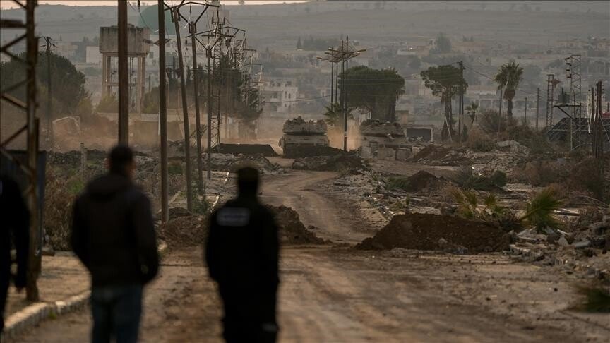 Israeli troops raid a village in Quneitra and detain two, hours before the army chief's visit