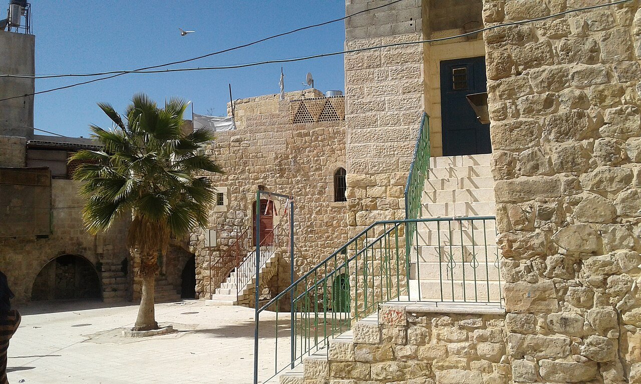 صورة أرشيفية من Hebron